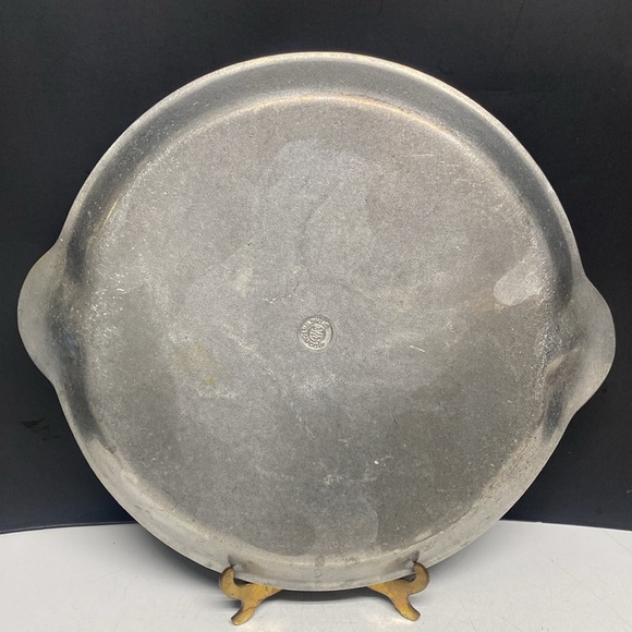 RWP The Wilton Co Armetale Shell Handled Tray Platter - Picture 10 of 15